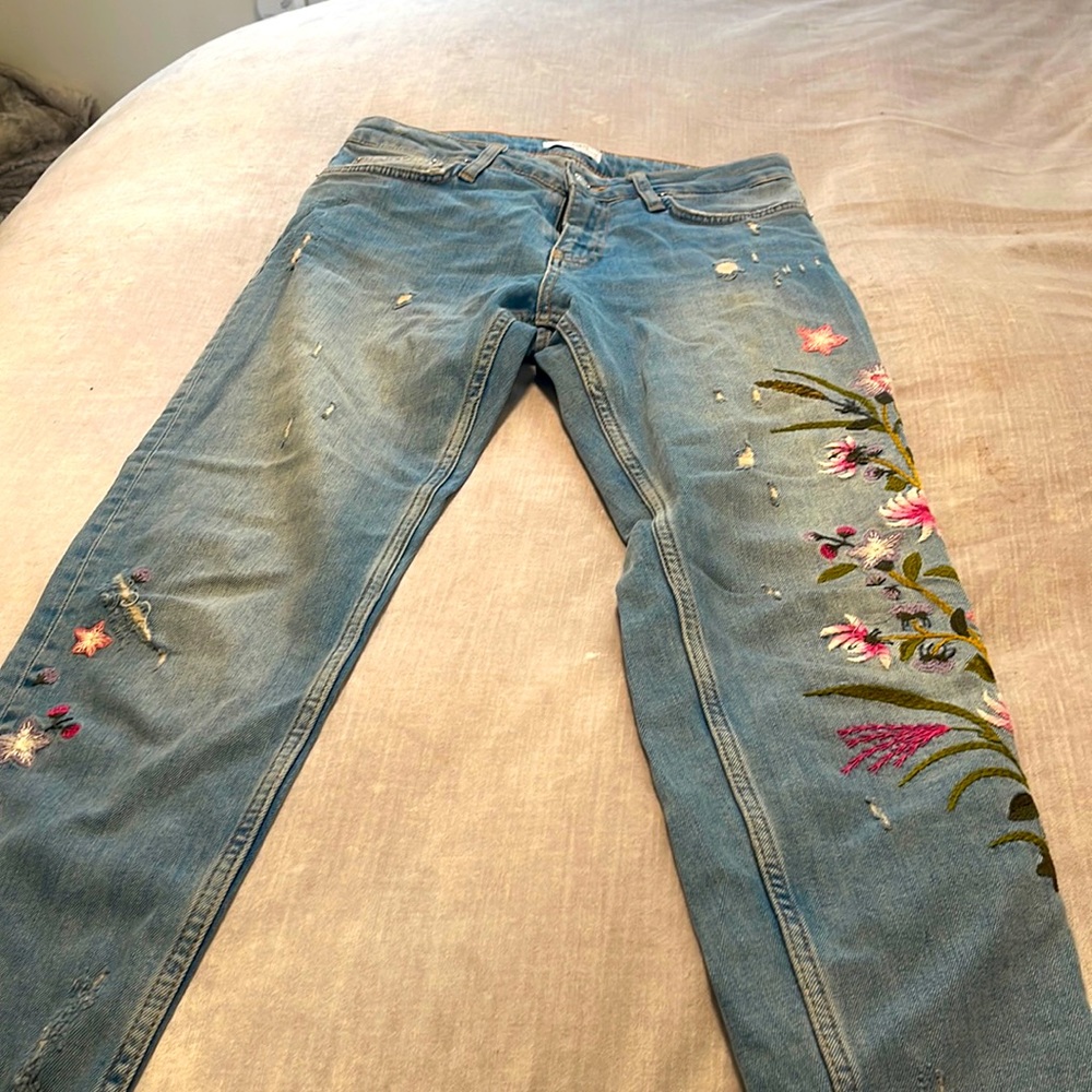 Zara Woman premium denim collection jeans  size 4